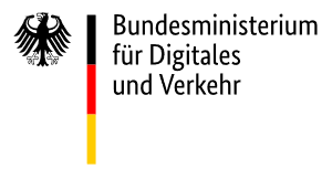 Logo des Bundesministeriums für Digitales und Verkehr. Links der Deutschlandadler, Mittig die Farben schwarz-rot-gold vertikal angeordnet. Rechts der Text Bundesminsterium für Digitales und Verkehr